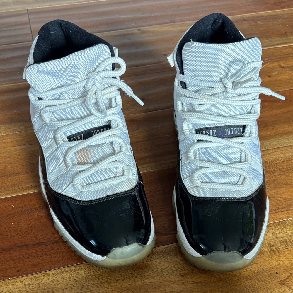 Concorde Jordan 11’s